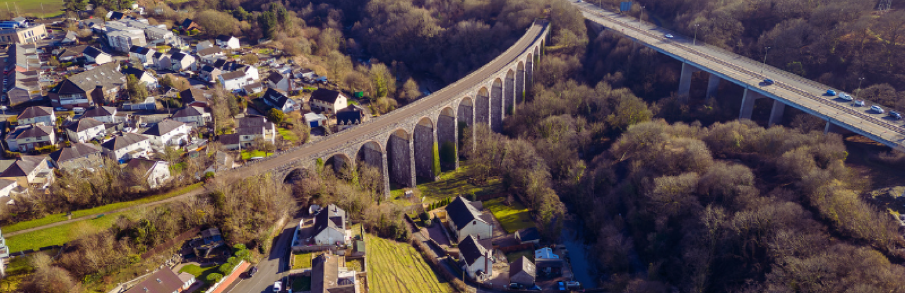 Merthyr Tudful: golwg o'r awyr